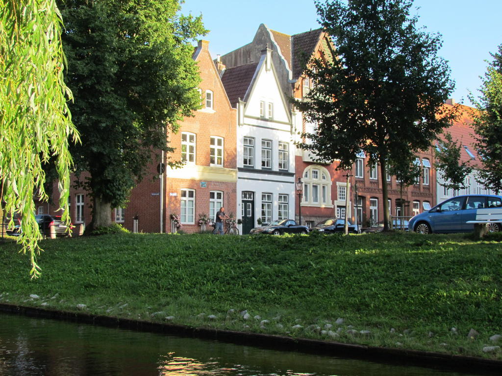 Apartments Im Froschhaus Mit Fruehstueckskuechen Фридрихштадт Экстерьер фото